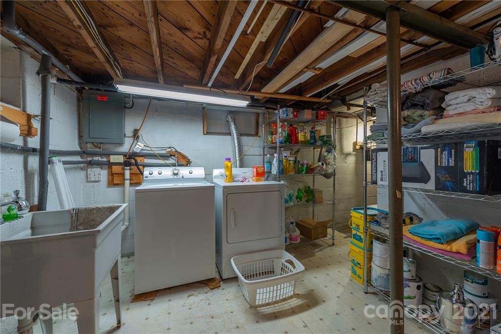 156 Beverly Road Asheville, NC 28805 - Photo 36 of 39 Gallery Image 36