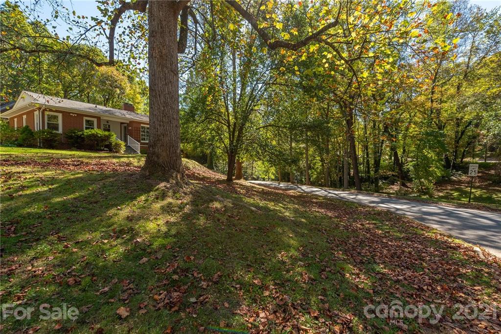156 Beverly Road Asheville, NC 28805 - Photo 39 of 39 Gallery Image 39