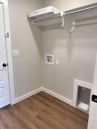 $1,895 | 307 East 24th Street, Wolfforth, TX 79382