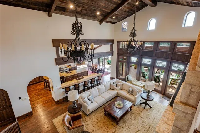 $6,900,000 | 1011 Lakeview Pt Drive, Strawn, TX 76475