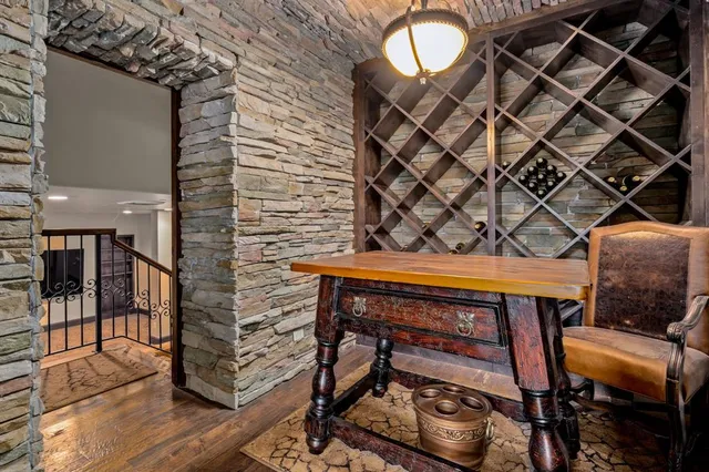 $6,900,000 | 1011 Lakeview Pt Drive, Strawn, TX 76475