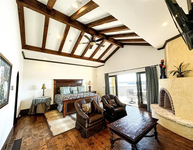 $6,900,000 | 1011 Lakeview Pt Drive, Strawn, TX 76475