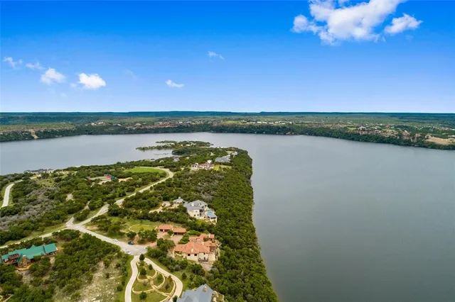 $6,900,000 | 1011 Lakeview Pt Drive, Strawn, TX 76475