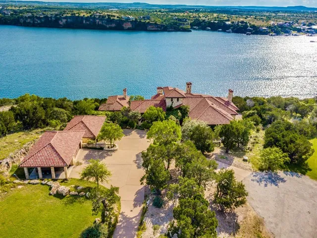 $6,900,000 | 1011 Lakeview Pt Drive, Strawn, TX 76475