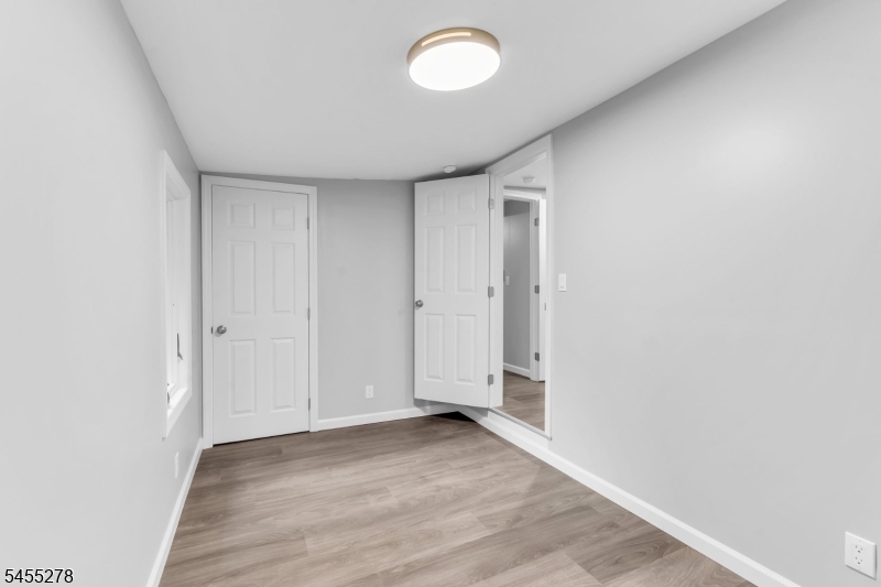 19 Sutton Road Hopatcong, NJ 07843 - Photo 17 of 38 Gallery Image 17