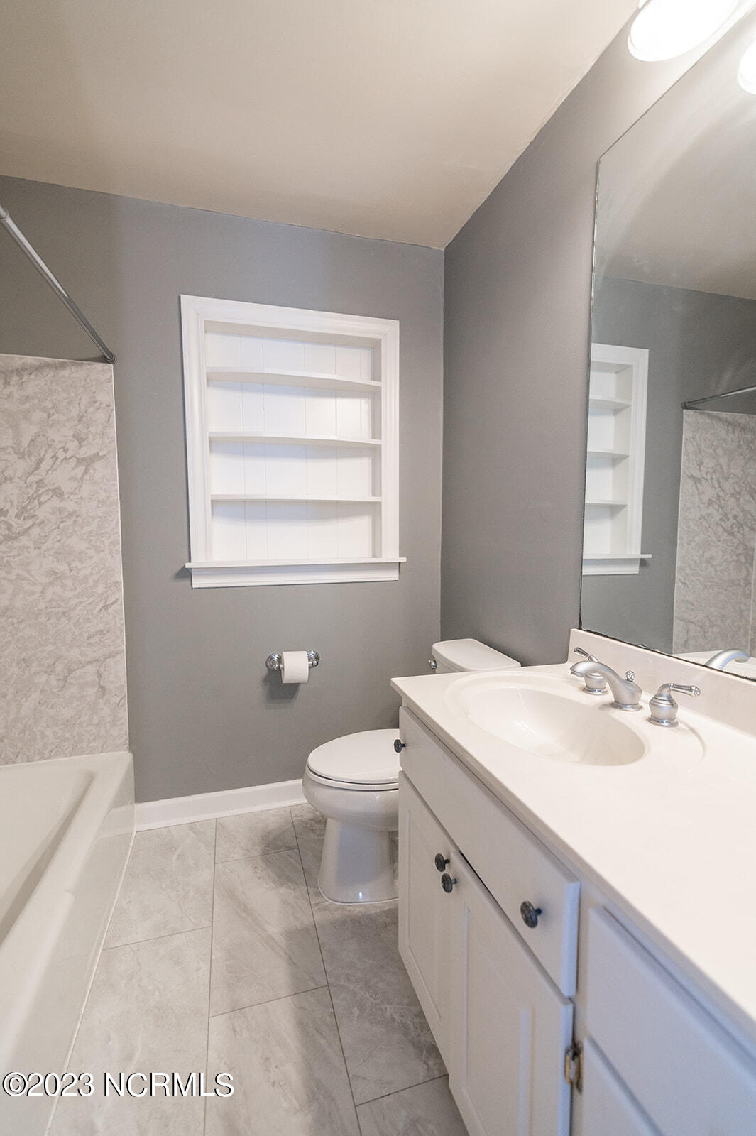 1713 County Line Road Belvidere, NC 27919 - Photo 17 of 25 Full Hall Bath