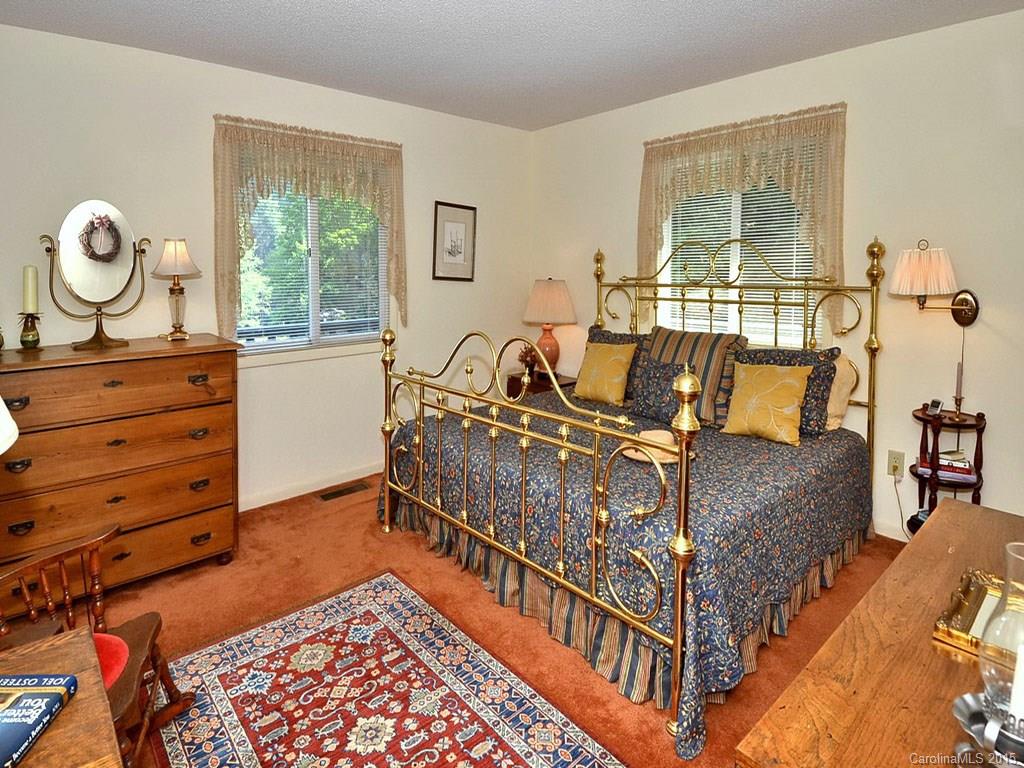 950 Mt Chalet Road Canton, NC 28716 - Photo 6 of 19