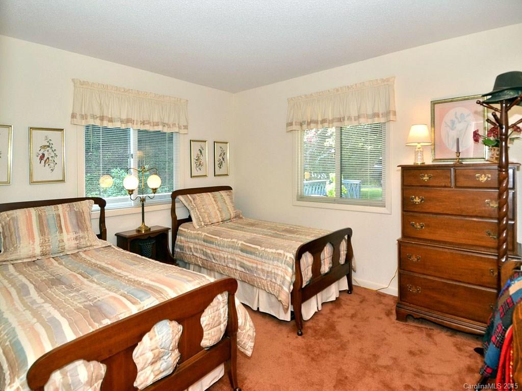 950 Mt Chalet Road Canton, NC 28716 - Photo 7 of 19
