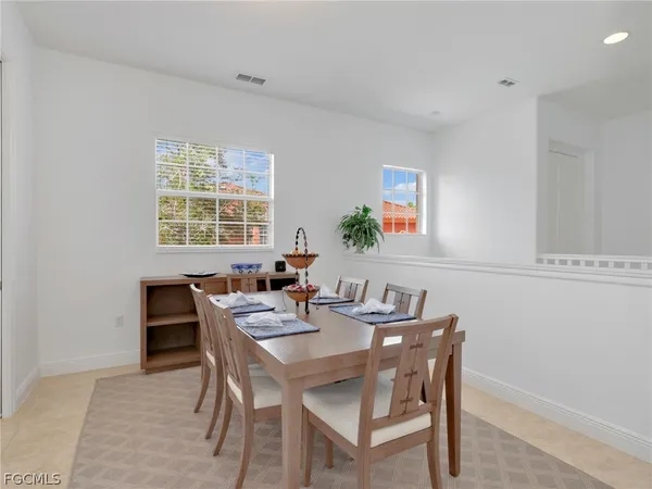 $1,100,000 | 6422 Legacy Circle, Unit 704, Naples, FL 34113