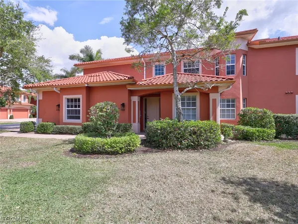 $1,100,000 | 6422 Legacy Circle, Unit 704, Naples, FL 34113