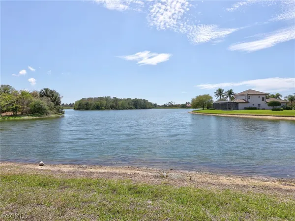 $1,100,000 | 6422 Legacy Circle, Unit 704, Naples, FL 34113
