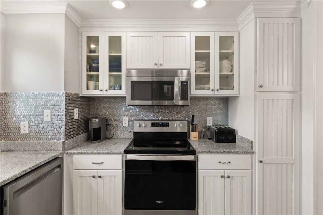 1035 Beach View Drive, Unit 19 St. Simons Island, GA 31522 - Photo 11 of 36