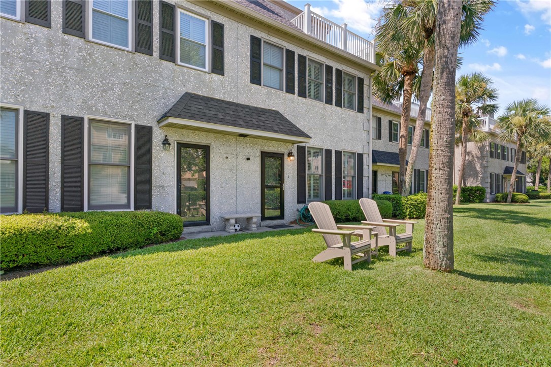 1035 Beach View Drive, Unit 19 St. Simons Island, GA 31522 - Photo 18 of 36