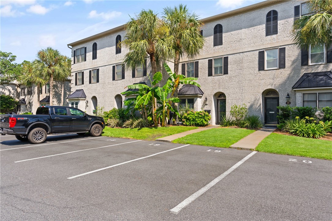 1035 Beach View Drive, Unit 19 St. Simons Island, GA 31522 - Photo 33 of 36