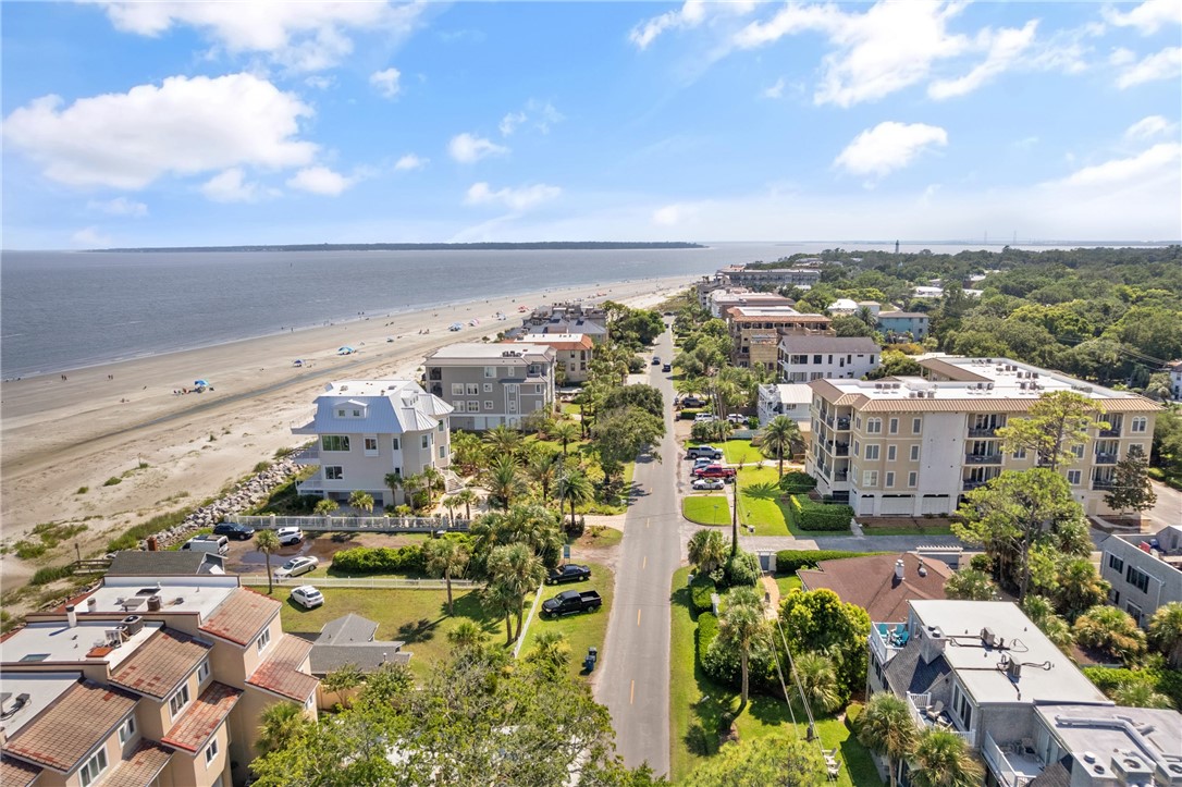 1035 Beach View Drive, Unit 19 St. Simons Island, GA 31522 - Photo 5 of 36