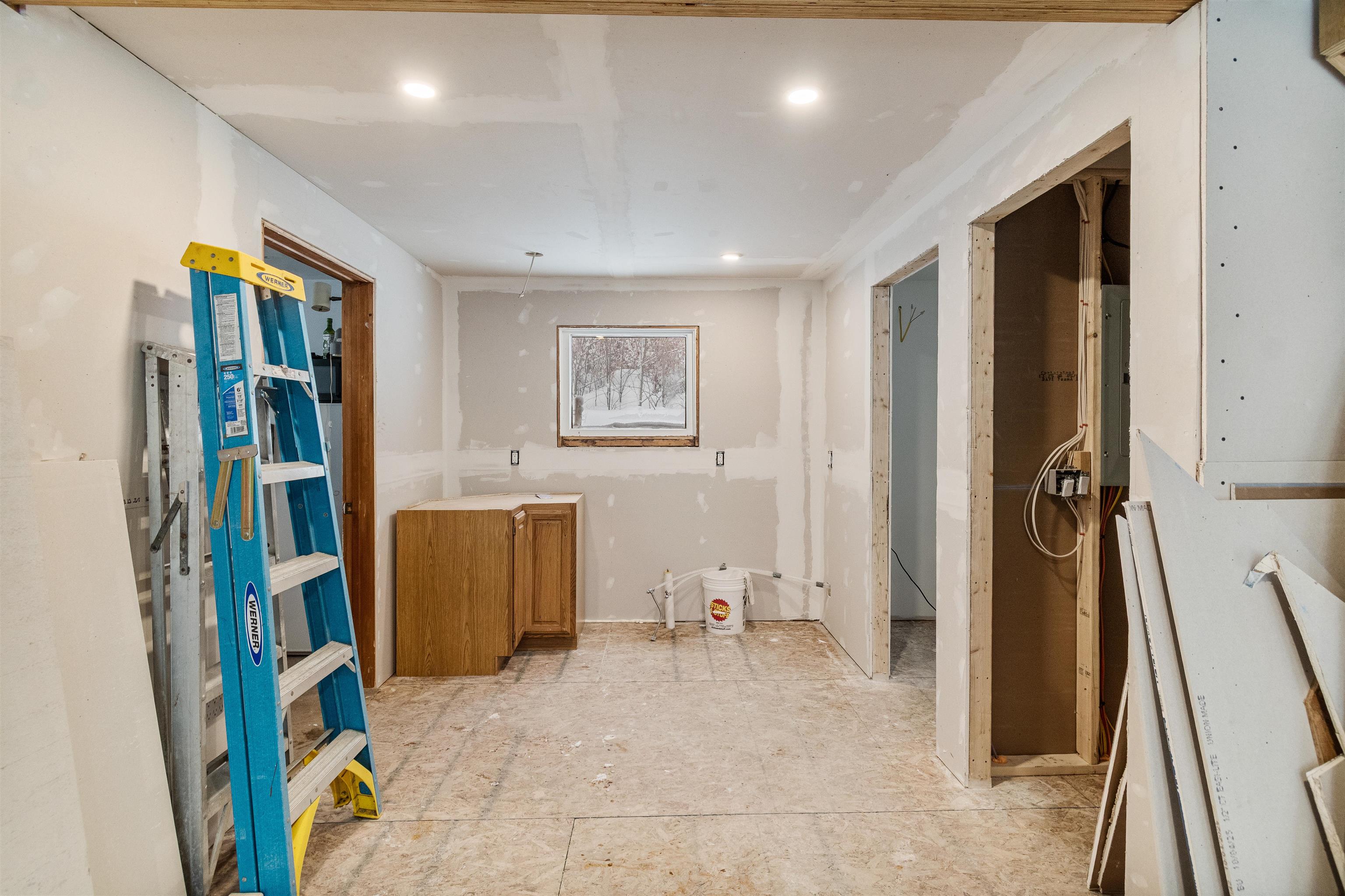 3091 Mountain Road Montgomery, VT 05471 - Photo 4 of 31