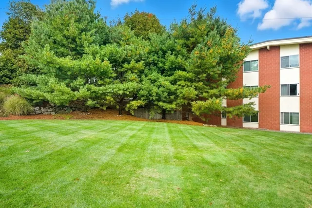 $299,900 | 74 Beach Street, Unit 3, Woburn, MA 01801