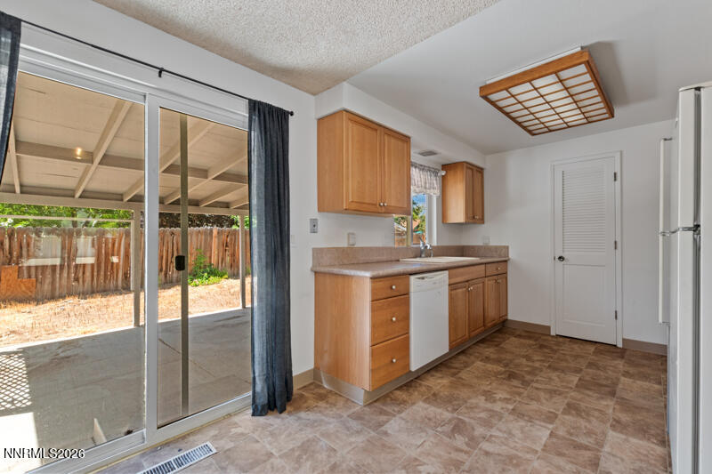 4055 Parque Verde Lane Reno, NV 89502 - Photo 6 of 20 4055 Parque Verde Lane (5 of 20)