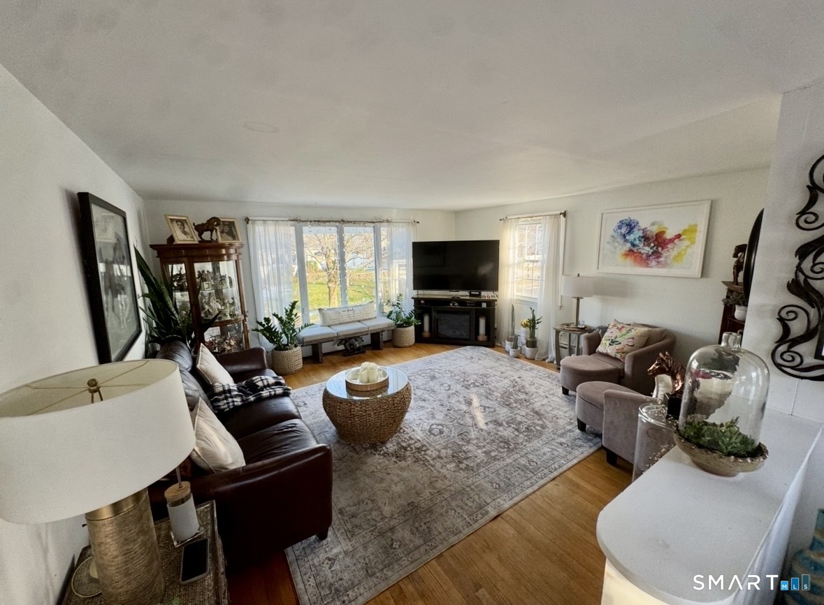 249 Canaan Road Stratford, CT 06614 - Photo 5 of 13