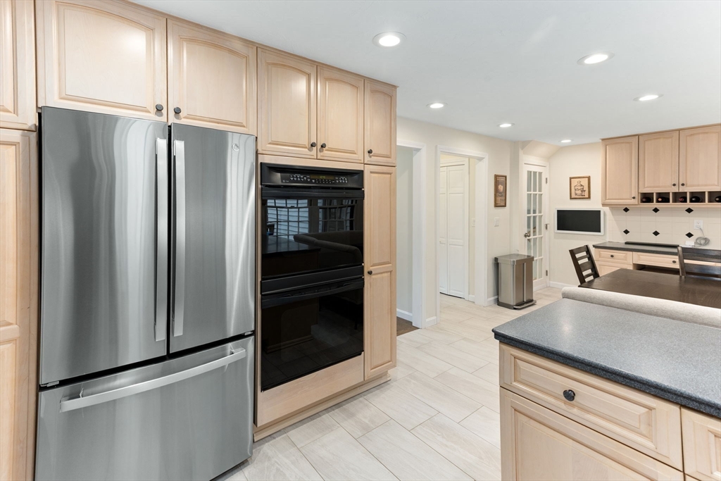 1 Montaup Road Sharon, MA 02067 - Photo 9 of 42