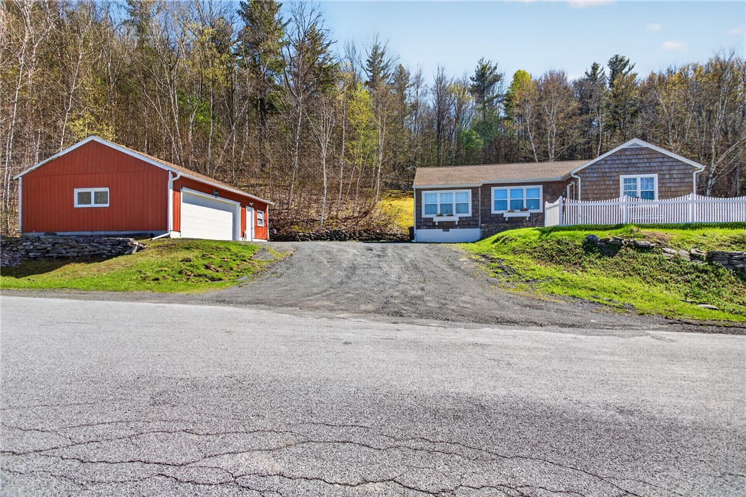 385 Cape Horn Road Gilboa, NY 12167 - Photo 4 of 21