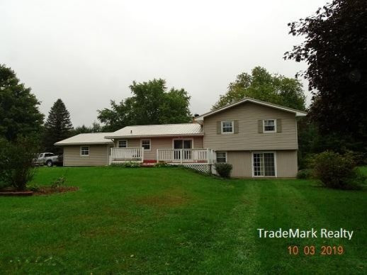 1756 Heath Road Hastings, MI 49058 - Photo 6 of 27 DSC00142