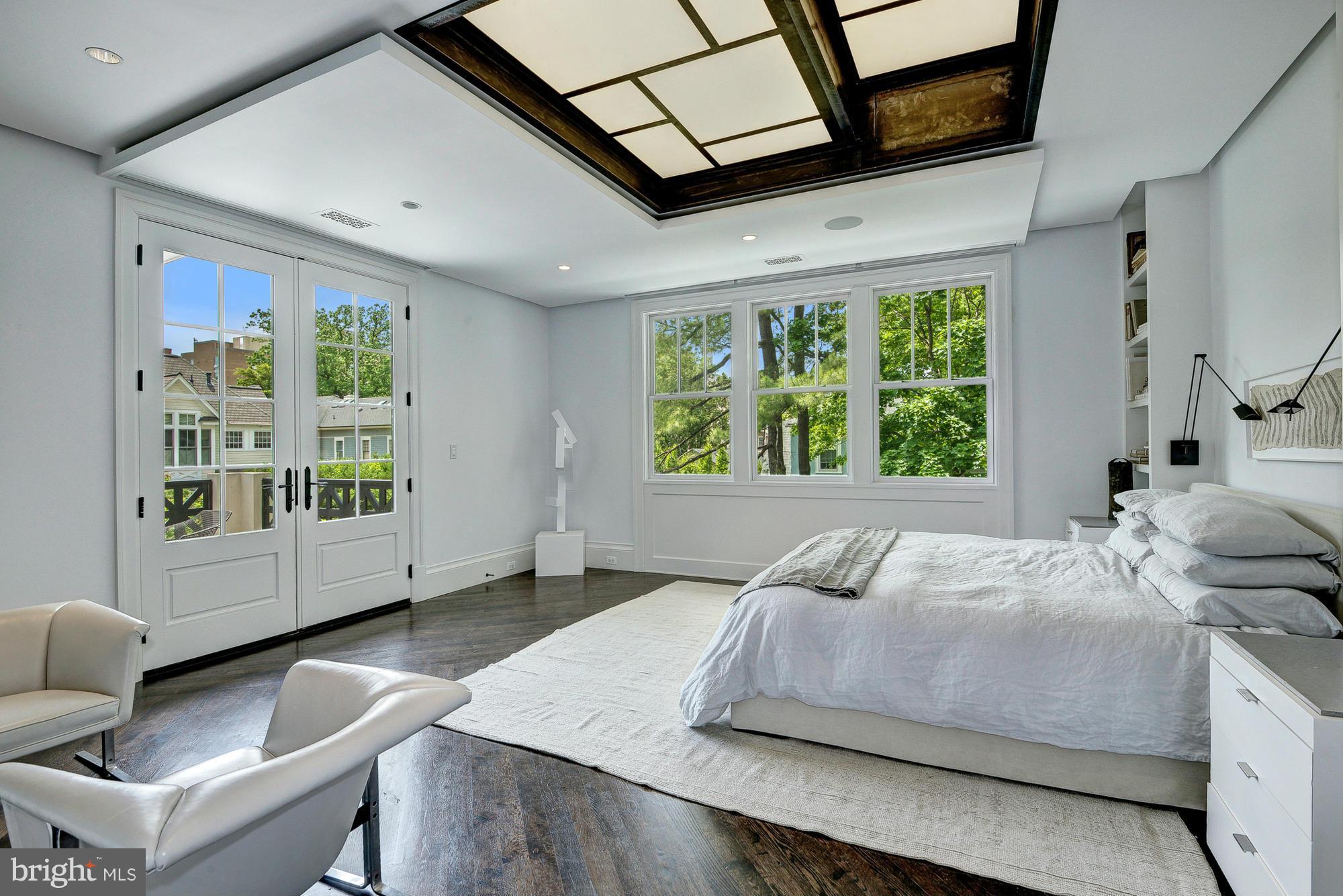 3420 36th Street Northwest Washington, DC 20016 - Photo 12 of 28 Master bedroom w/ Mondrian style lay light