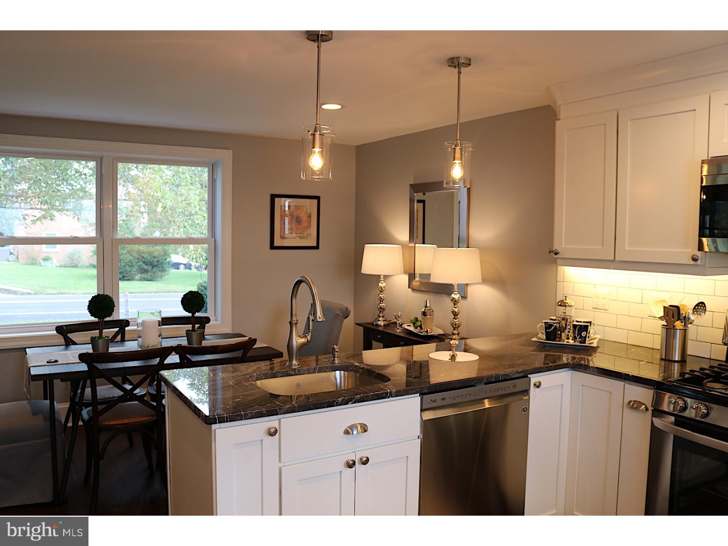 300 Earlington Road Havertown, PA 19083 - Photo 3 of 25