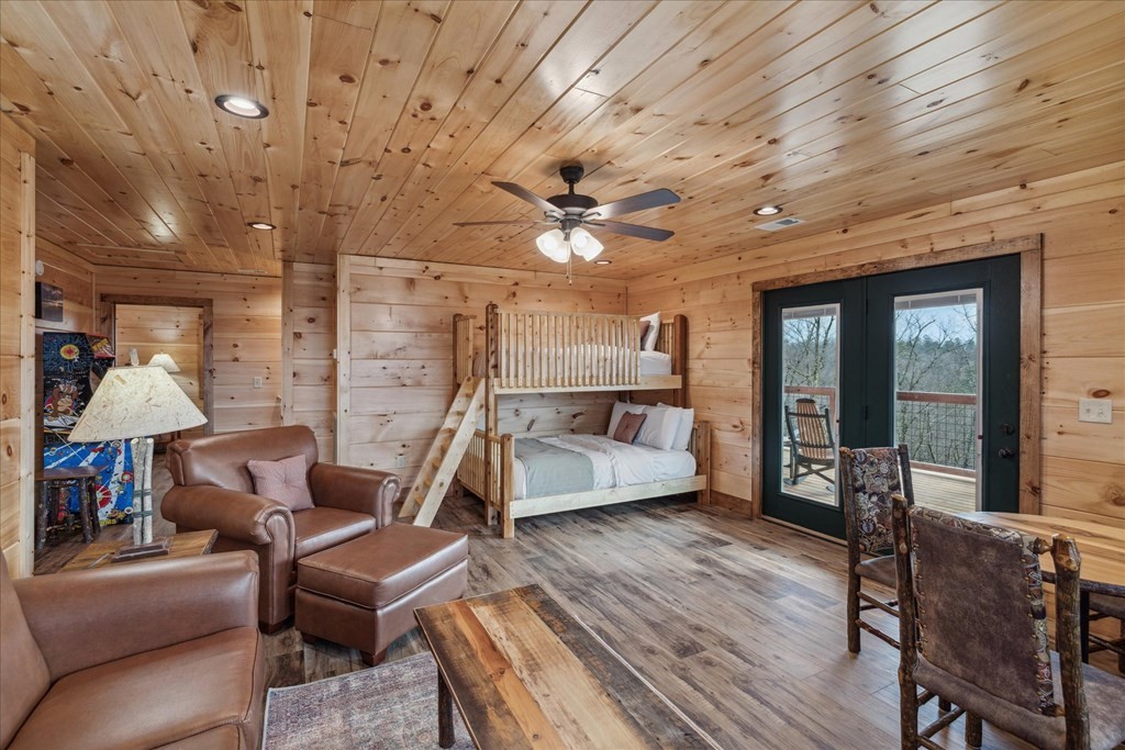 1042 Mathis Hollow Road Gatlinburg, TN 37738 - Photo 20 of 34 Gallery Image 20