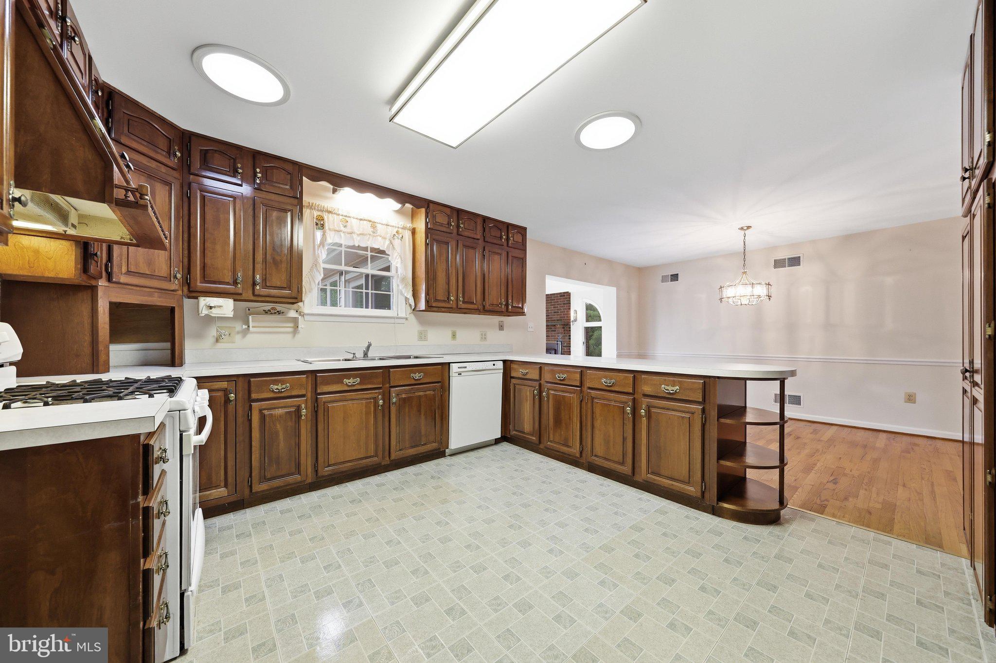 5194 Debra Road Marion Station, MD 21838 - Photo 16 of 70 Kitchen