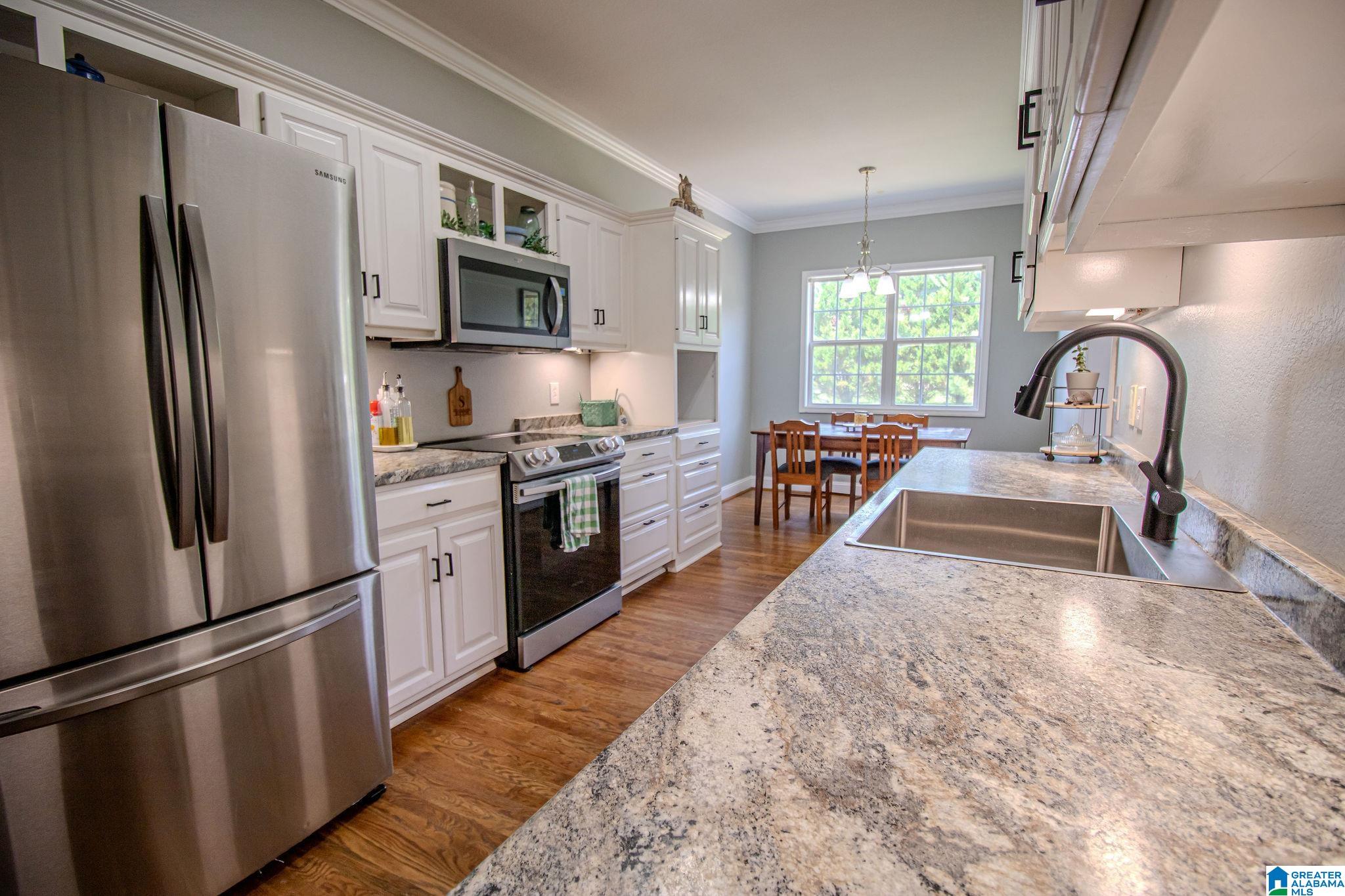 73 Easy Street Anniston, AL 36207 - Photo 3 of 56