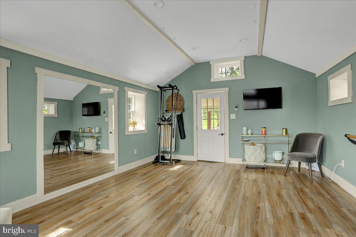 261 Hampshire Road Reading, PA 19608 - Photo 41 of 64