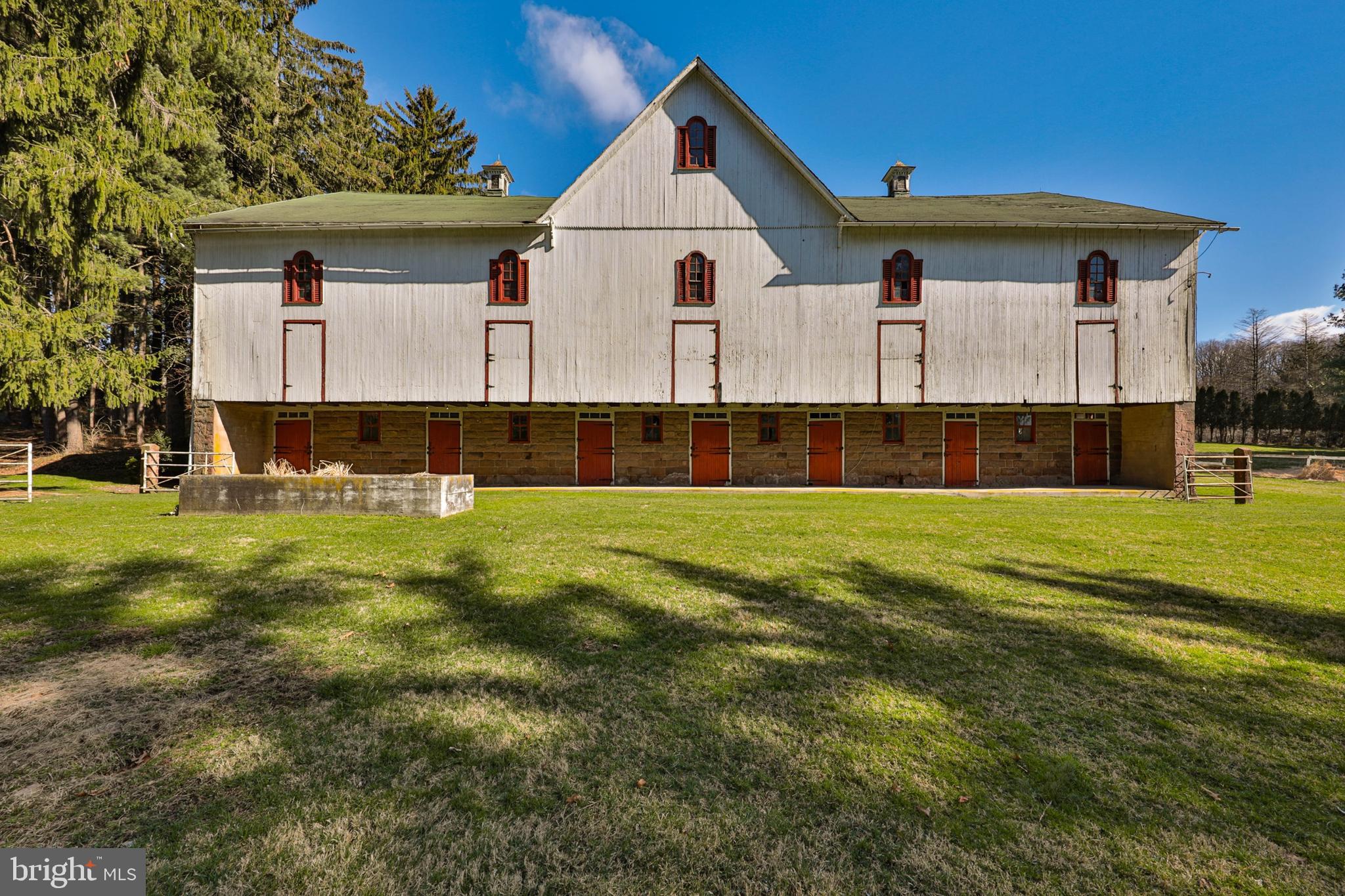 261 Hampshire Road Reading, PA 19608 - Photo 50 of 64