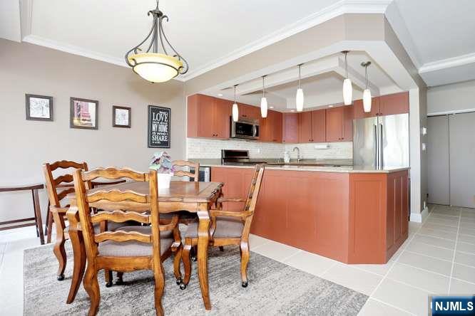 1 Horizon Road, Unit 619 Fort Lee, NJ 07024 - Photo 13 of 43