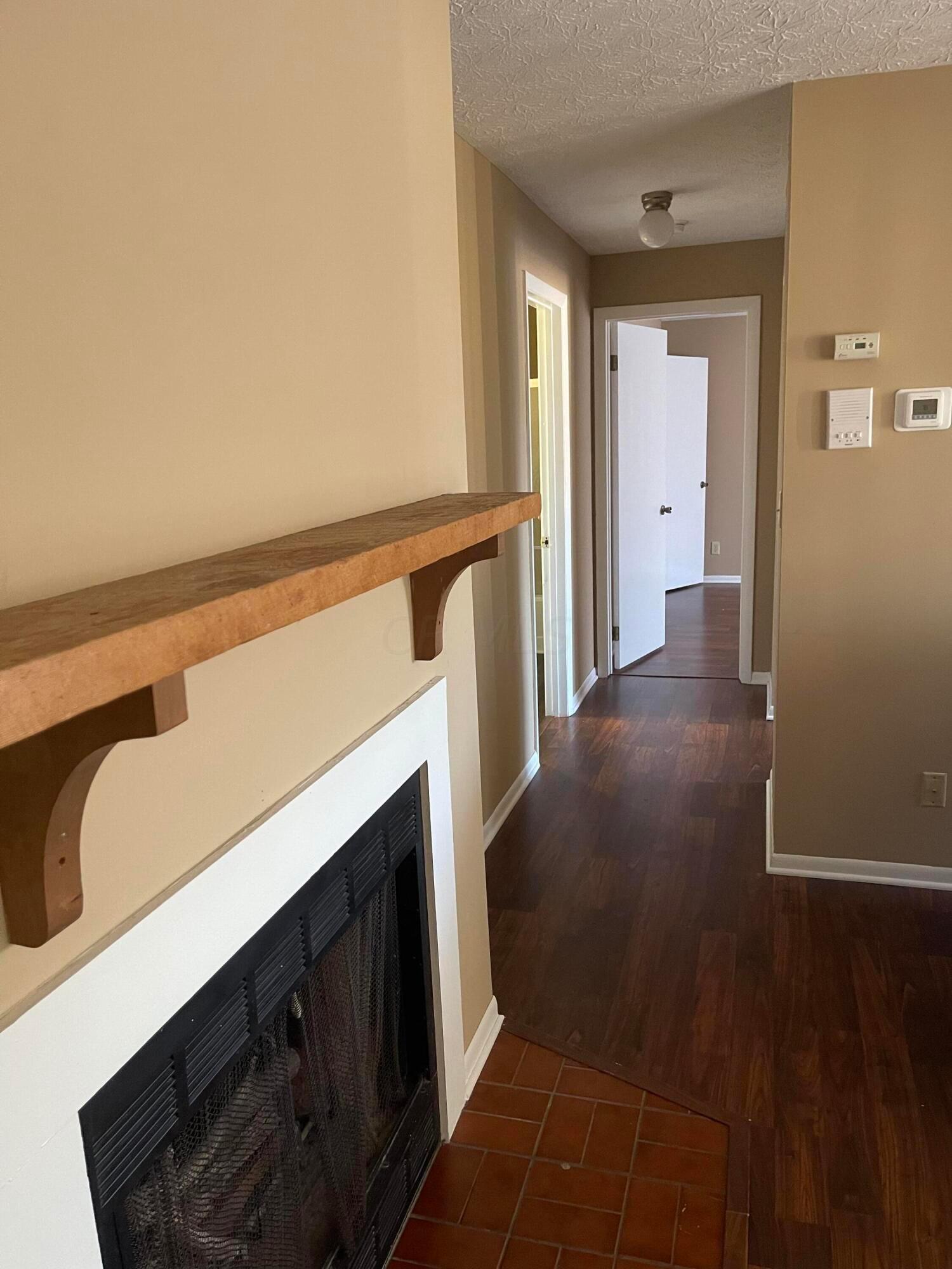 2196 Hedgerow Road, Unit 2196J Columbus, OH 43220 - Photo 2 of 5 IMG_0764