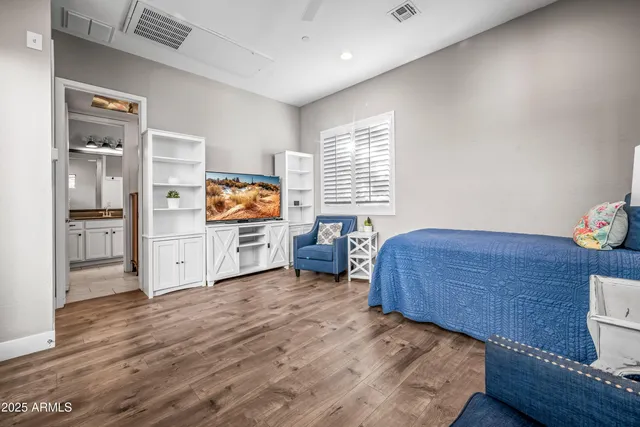 $1,900,000 | 22211 North 31st Street, Phoenix, AZ 85050