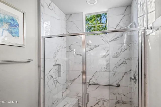 $1,900,000 | 22211 North 31st Street, Phoenix, AZ 85050