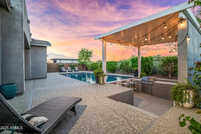 $1,900,000 | 22211 North 31st Street, Phoenix, AZ 85050