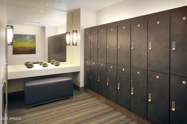 $1,900,000 | 22211 North 31st Street, Phoenix, AZ 85050