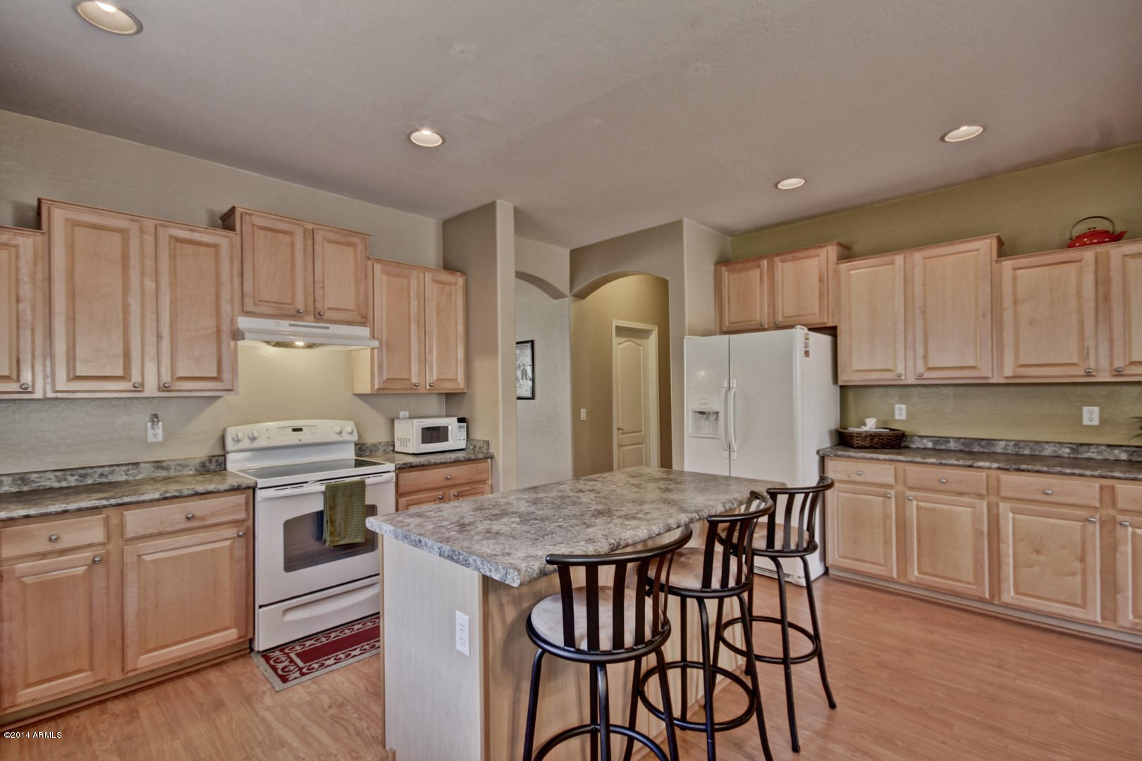 17586 West Agave Court Goodyear, AZ 85338 - Photo 13 of 46 Great Kitchen