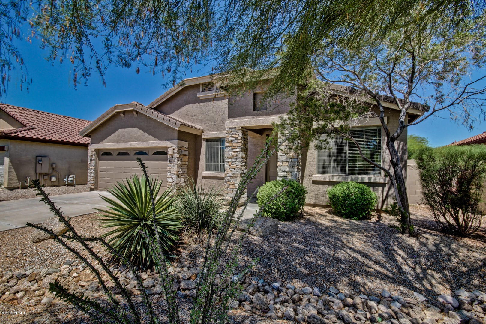 17586 West Agave Court Goodyear, AZ 85338 - Photo 3 of 46 Mature Landscape