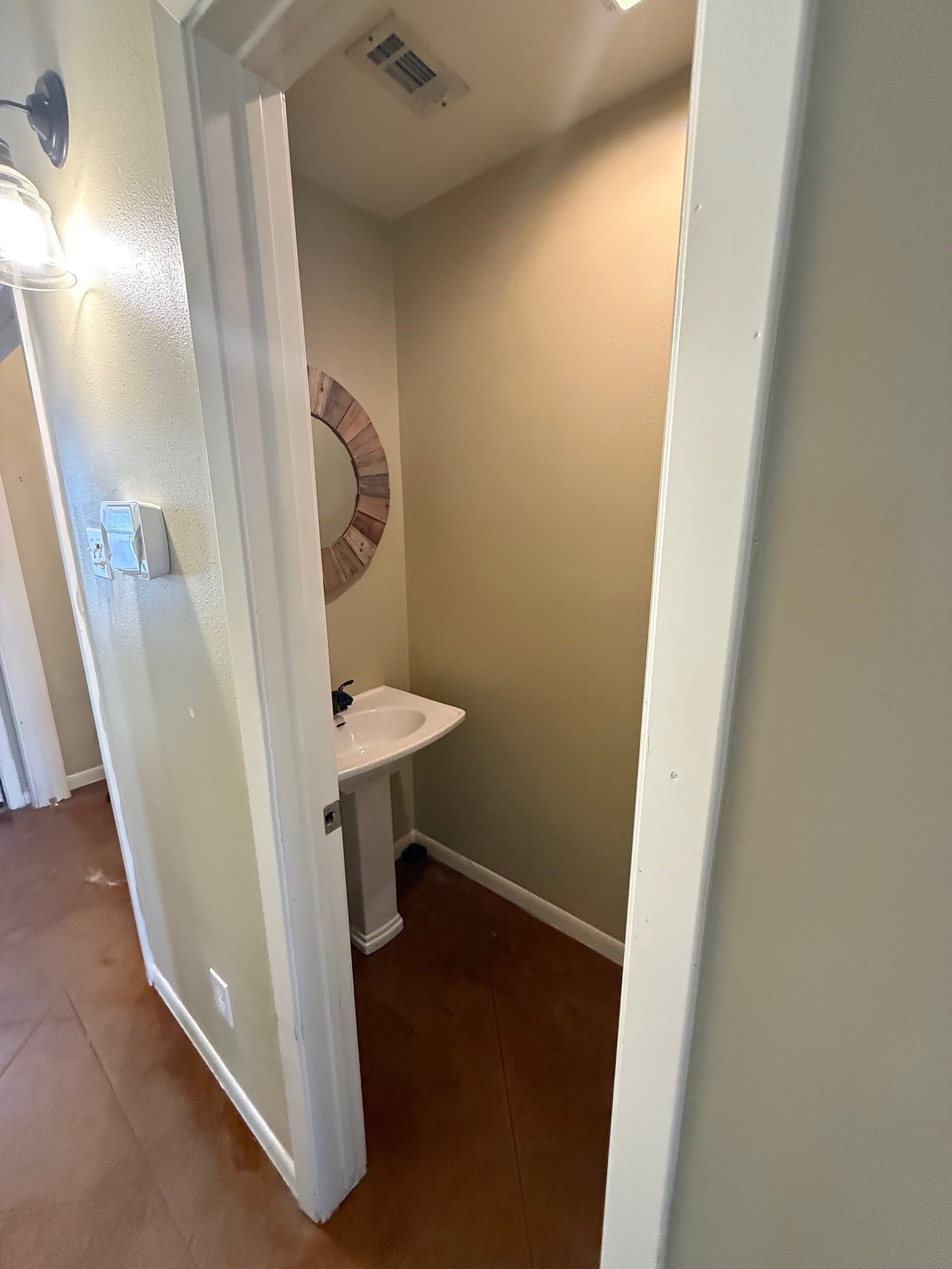 2376 Highway 61 Devers, TX 77538 - Photo 15 of 17 a view of a small space