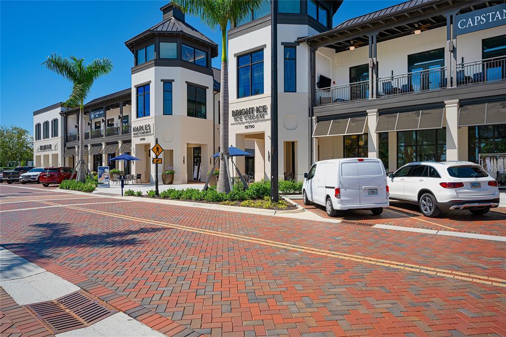 532 Center Road Venice, FL 34285 - Photo 65 of 68 a building view