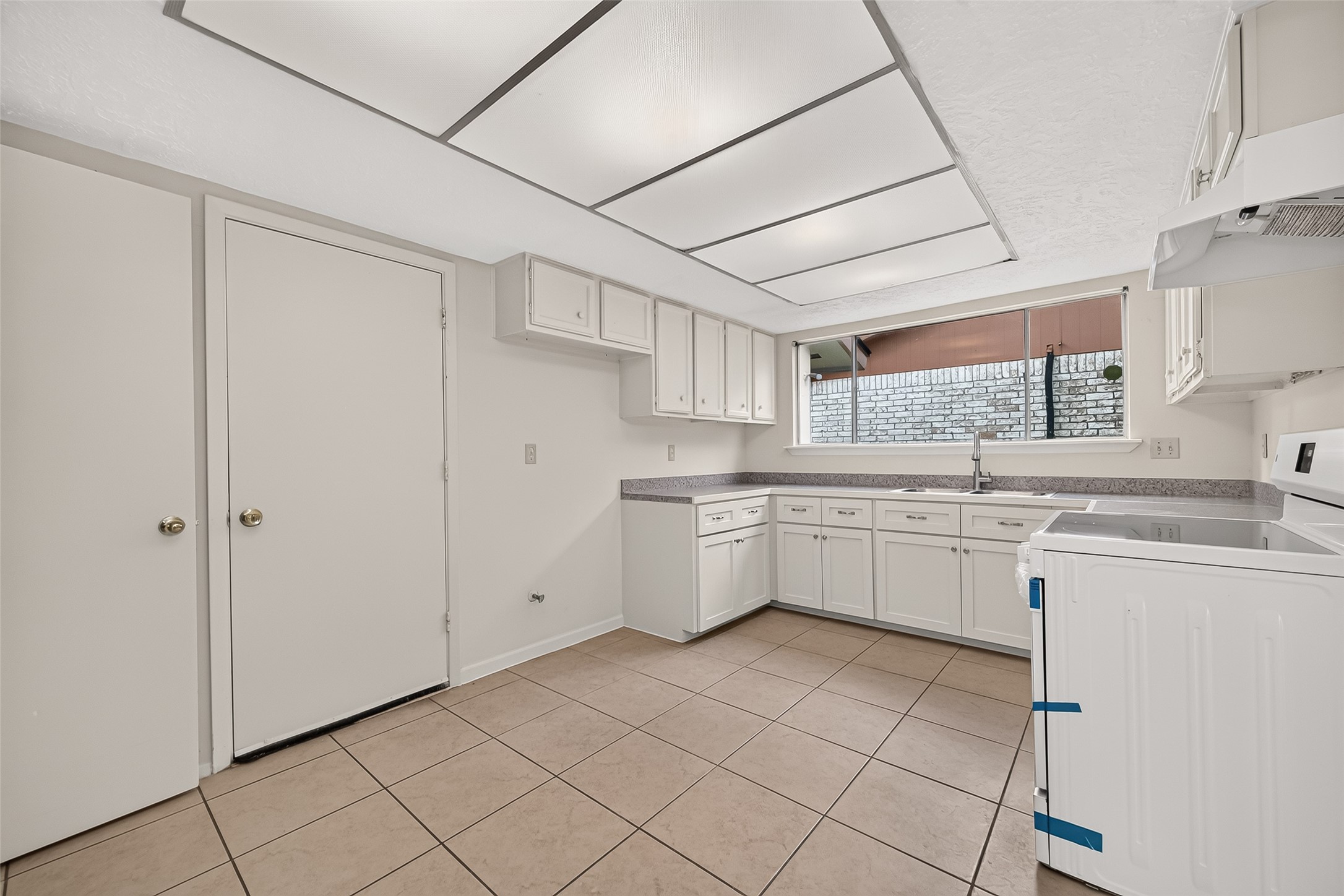 8638 Little River Road Houston, TX 77064 - Photo 12 of 39