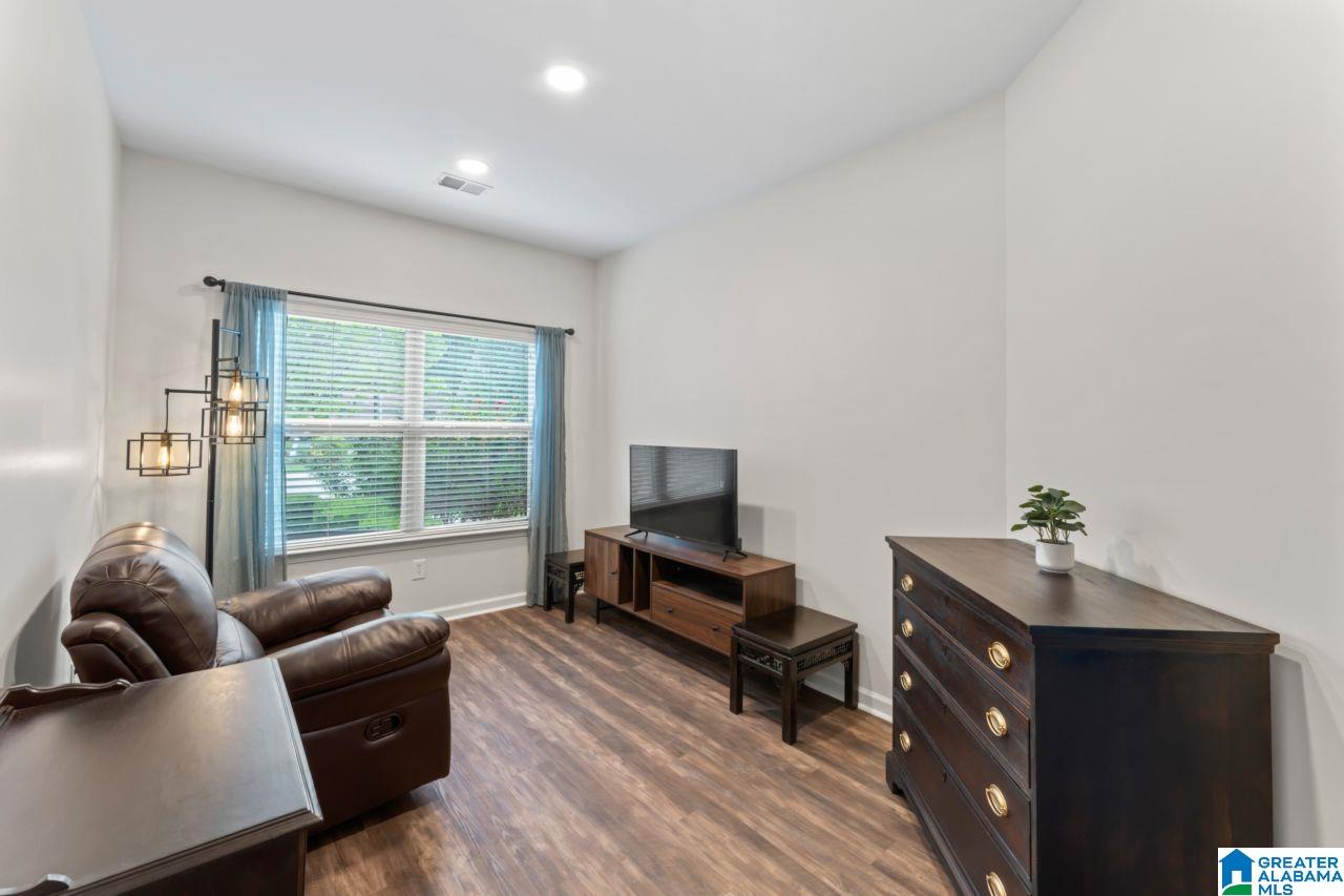 5633 Park Side Road Hoover, AL 35244 - Photo 8 of 36