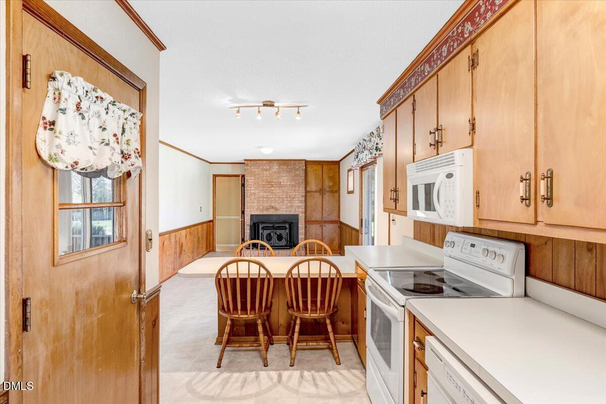 301 Brown Circle Rolesville, NC 27571 - Photo 11 of 31 Kitchen