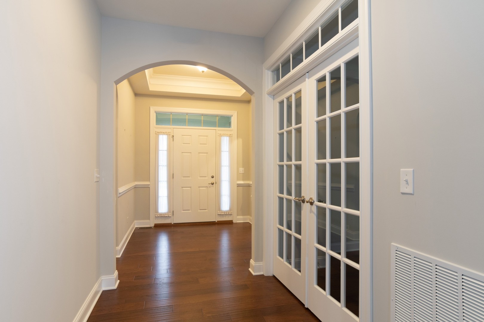 3802 Ridge Pointe Drive Geneva, IL 60134 - Photo 2 of 15