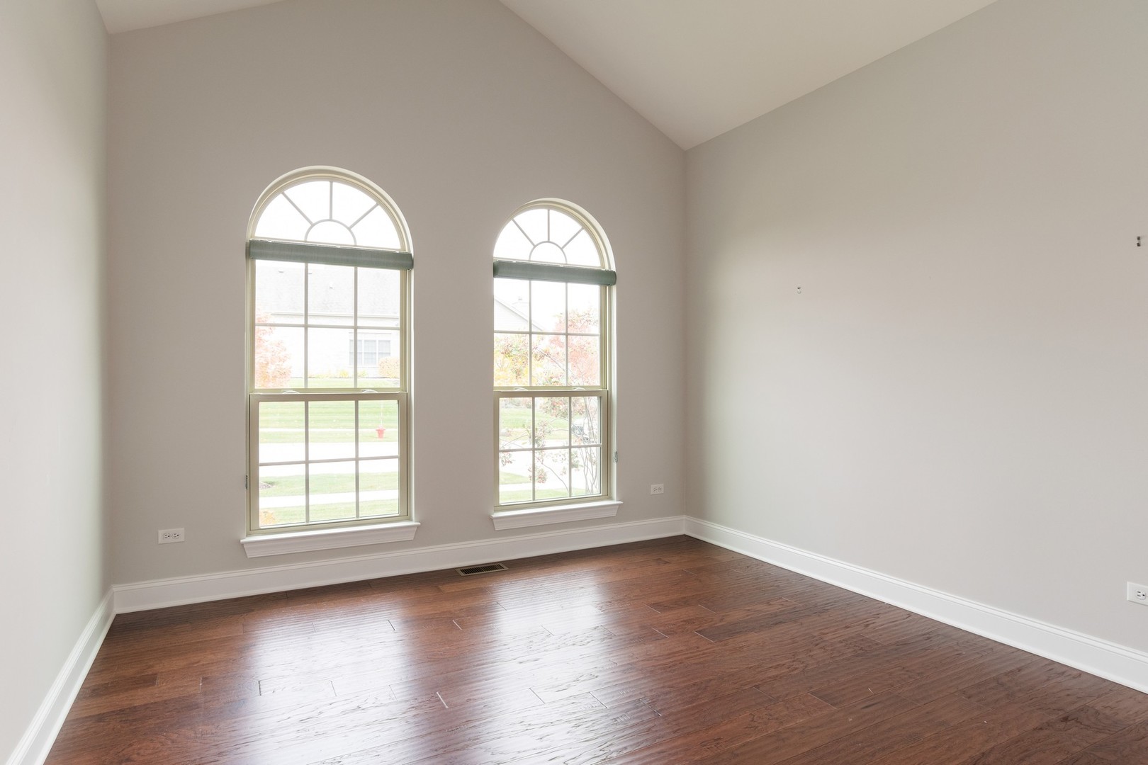 3802 Ridge Pointe Drive Geneva, IL 60134 - Photo 9 of 15