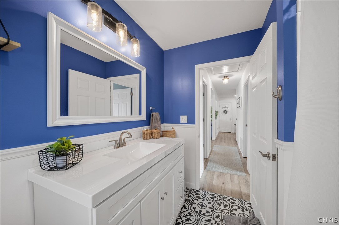 9110 Beach Road Cicero, NY 13029 - Photo 15 of 48