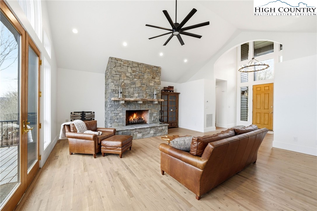 110 Pinnacle Ridge Road Beech Mountain, NC 28604 - Photo 10 of 50
